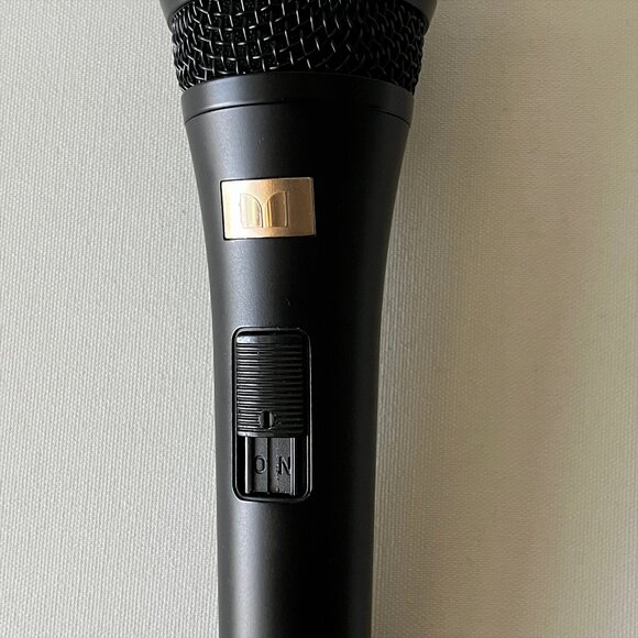 Monster Dynamic Vocal Microphone Handheld Wired Live Performance Mic - Picture 5 of 8
